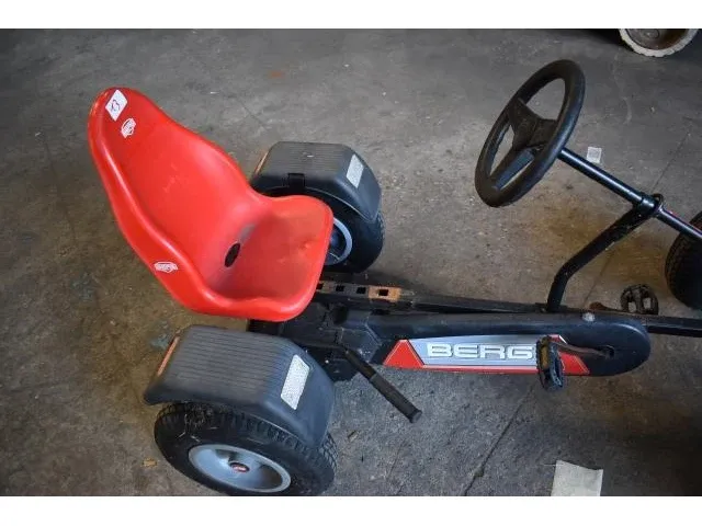 Berg bfr gocart zwart/rood - afbeelding 2 van  4
