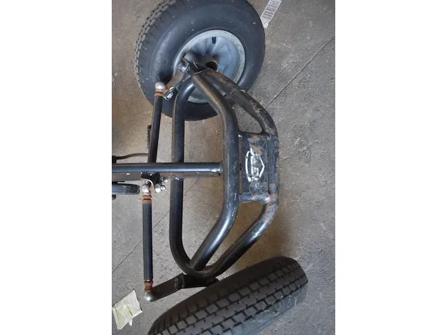 Berg bfr gocart zwart/rood - afbeelding 2 van  4