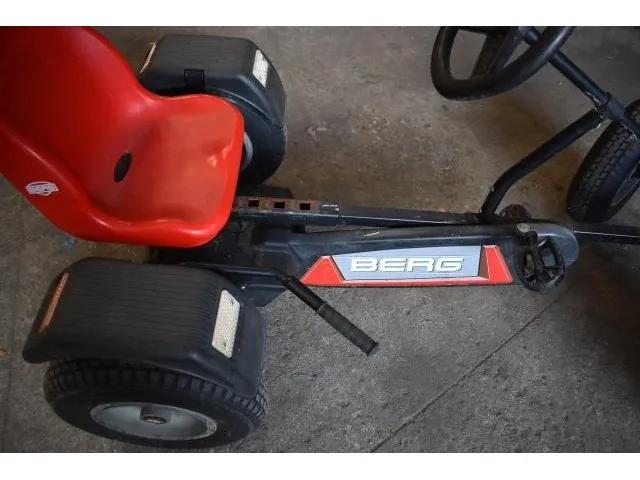 Berg bfr gocart zwart/rood - afbeelding 3 van  4