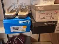 Berging living, onder andere schoenen en decoratie - afbeelding 2 van  4