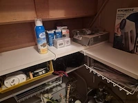 Berging living, onder andere schoenen en decoratie - afbeelding 4 van  4