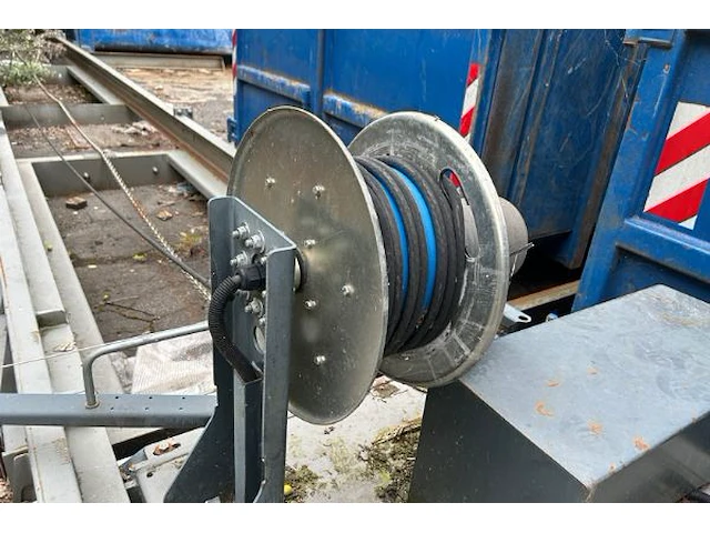 Bergmann pershamer voor afvalbewerking op rail - afbeelding 6 van  18