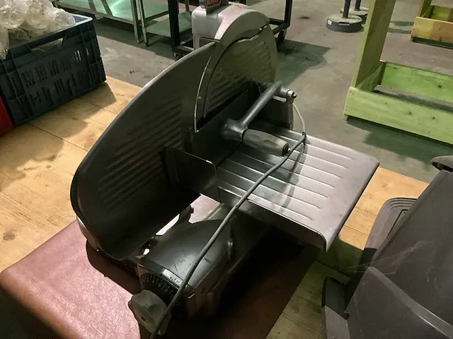 Berkel 834 snijmachine - afbeelding 2 van  5