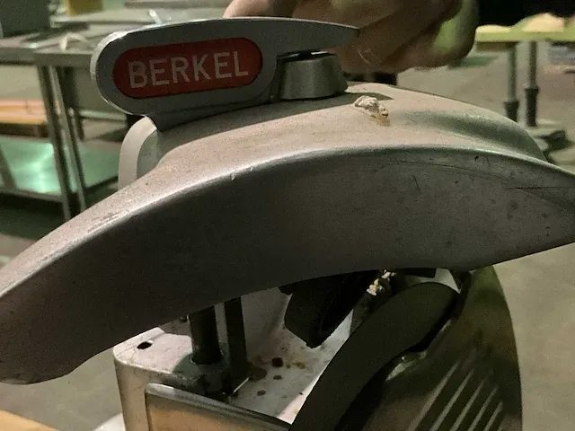 Berkel 834 snijmachine - afbeelding 5 van  5