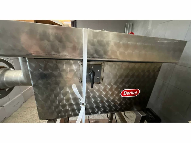 Berkel hak- en hakmachine - afbeelding 3 van  5