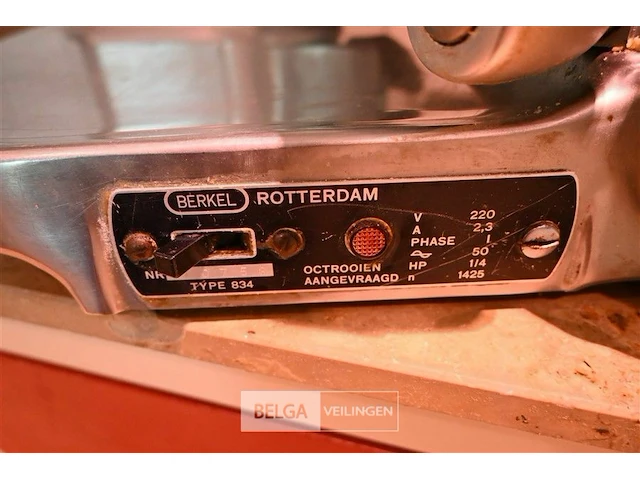 Berkel vleessnijmachine model 834 - afbeelding 5 van  6