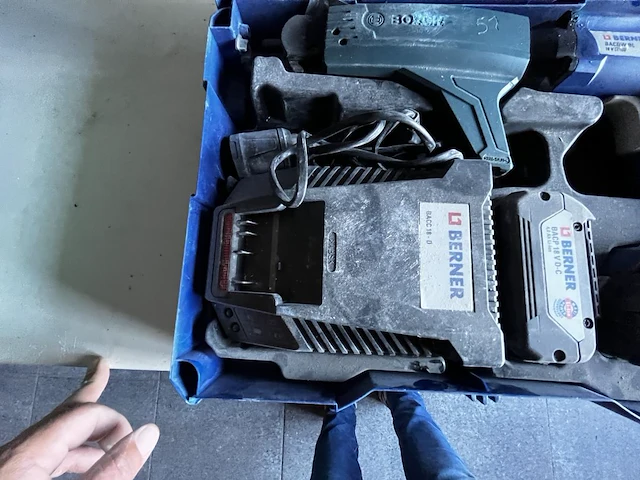 Berner gipsplaatschroefmachine - afbeelding 5 van  6