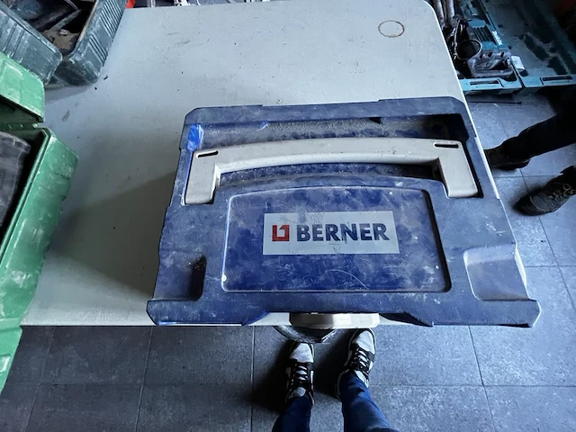 Berner gipsplaatschroefmachine - afbeelding 6 van  6
