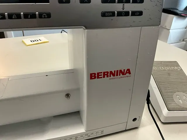 Bernina lun naaimachine - afbeelding 3 van  7