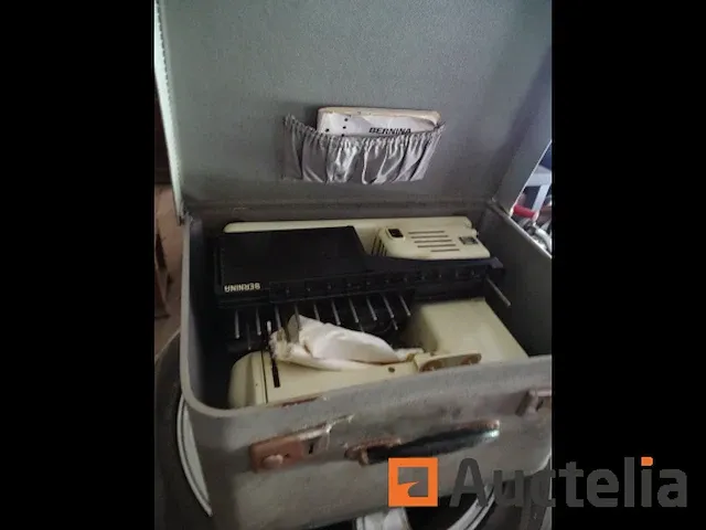 Bernina naaimachine klasse 533 van 1959 - afbeelding 6 van  14