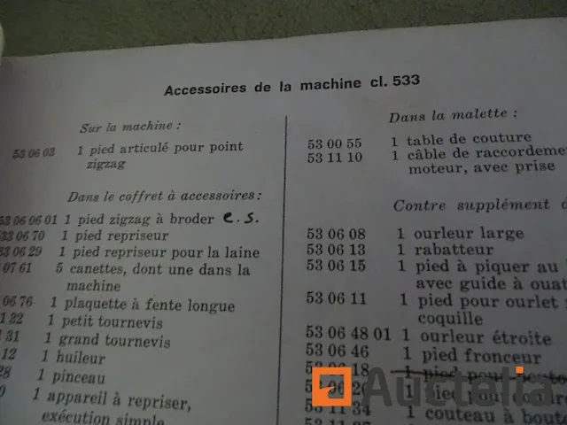 Bernina naaimachine klasse 533 van 1959 - afbeelding 12 van  14
