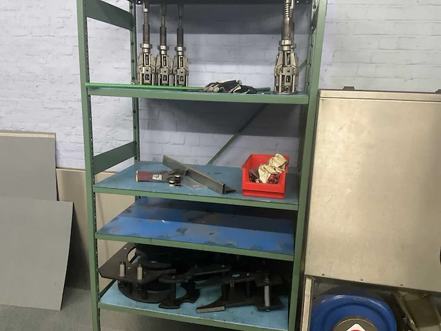 Bertolaso sigma 603 flessensluitmachine - afbeelding 12 van  13