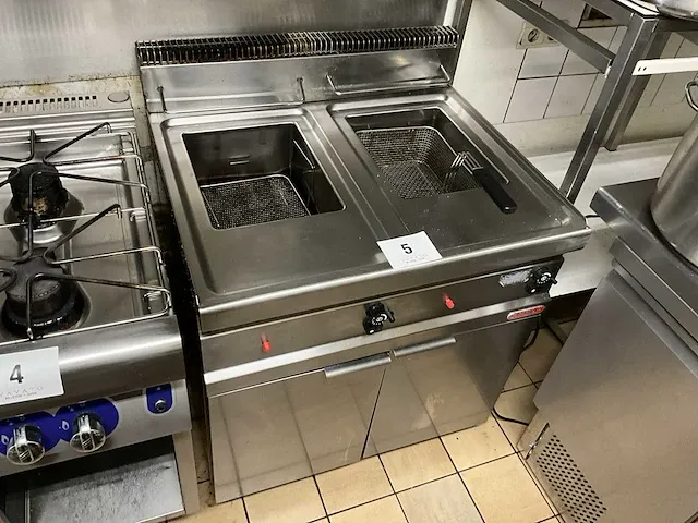 Berto’s gl15+15m friteuse - afbeelding 1 van  7