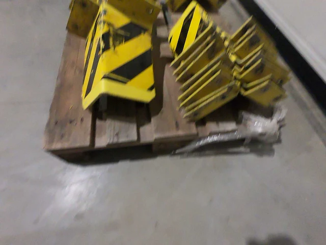 Beschermingshoeken voor palletstelling (36x) - afbeelding 2 van  6