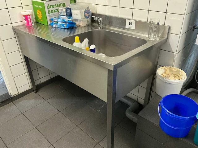 Best inox spoeltafel - afbeelding 1 van  3