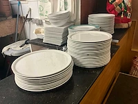 Bestek, servies en diversen - afbeelding 1 van  27