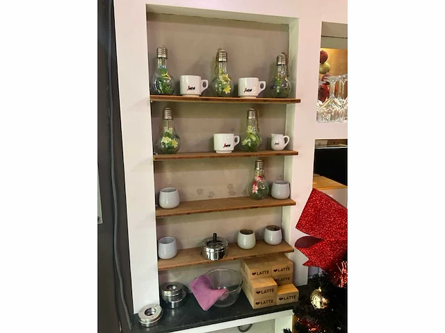 Bestek, servies en diversen - afbeelding 13 van  27