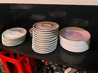 Bestek, servies en diversen - afbeelding 14 van  27
