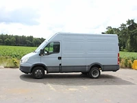 Bestelwagen iveco daily 2.3 hpi diesel 2010