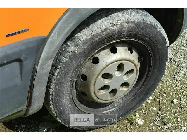 Bestelwagen iveco daily 2,3hpi - afbeelding 12 van  21