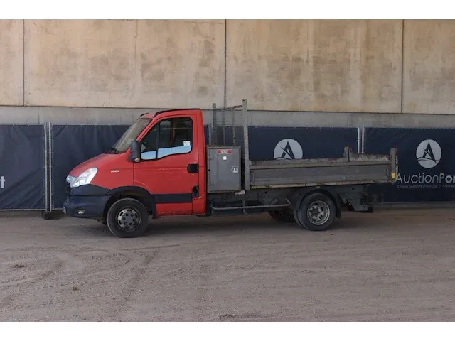Bestelwagen kipper iveco daily 35c13 2014 - afbeelding 1 van  1