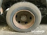 Bestelwagen met hoogwerker - afbeelding 6 van  12