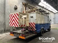 Bestelwagen met hoogwerker - afbeelding 9 van  12