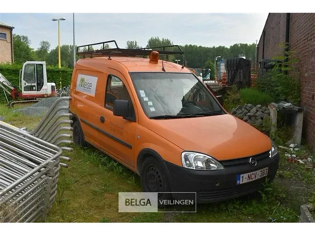 Bestelwagen opel combo 1.7 cdti - afbeelding 1 van  21