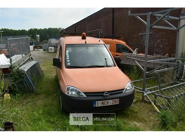 Bestelwagen opel combo 1.7 cdti - afbeelding 1 van  19