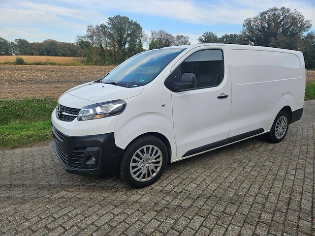 Bestelwagen opel vivaro 2.0l diesel 2021 - afbeelding 1 van  1