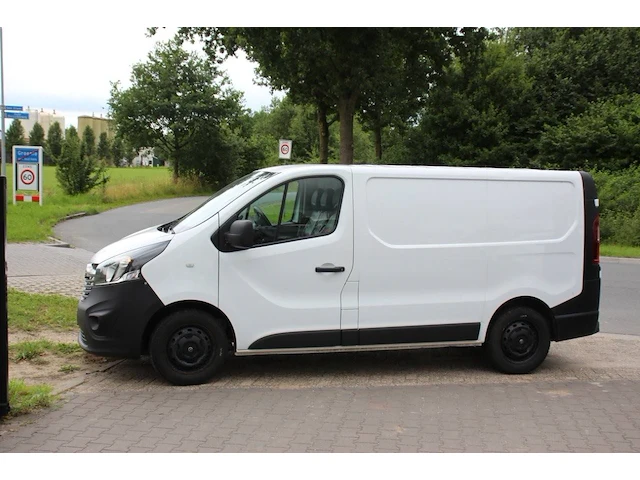 Bestelwagen opel vivaro-b diesel 2015 - afbeelding 1 van  1