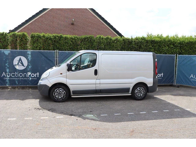 Bestelwagen opel vivaro diesel 114pk 2012 - afbeelding 1 van  1