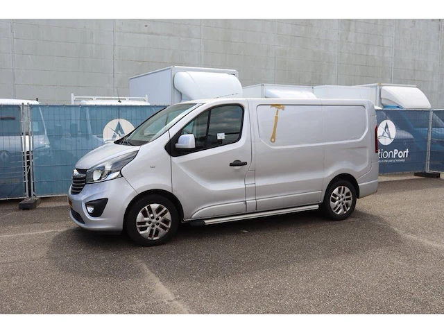 Bestelwagen opel vivaro diesel 120pk 2014 - afbeelding 1 van  1