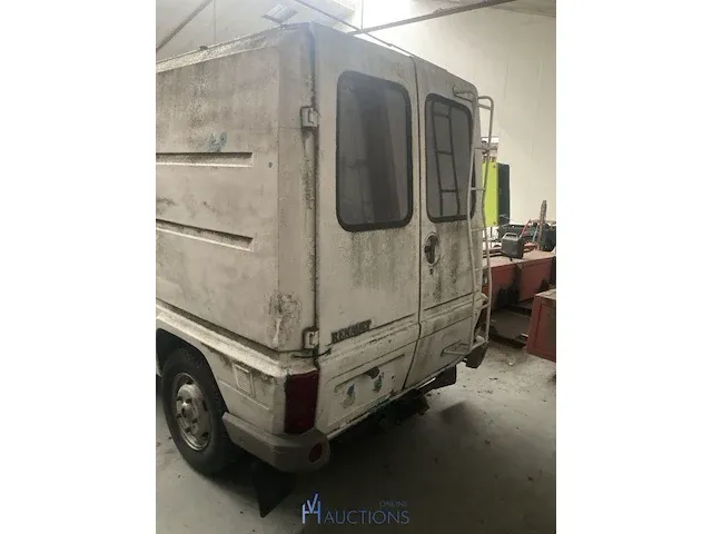 Bestelwagen renault - afbeelding 4 van  6