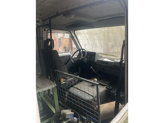 Bestelwagen renault - afbeelding 5 van  6