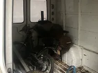Bestelwagen renault - afbeelding 6 van  6