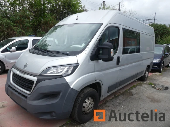 Bestelwagens, auto's