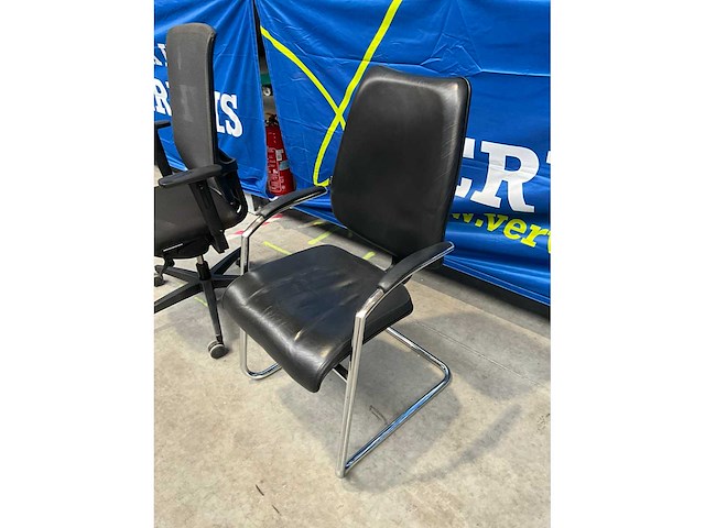 Beta design vergaderstoel + viasit bureaustoel - afbeelding 2 van  7