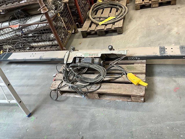 Beta hijslier beta - afbeelding 1 van  4