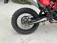 Bèta rr300 motorfiets - afbeelding 10 van  12