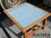 Betegelde grenen tafel - afbeelding 1 van  4
