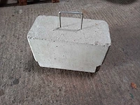 Beton - obstacle course & bouncy castle - afbeelding 1 van  1