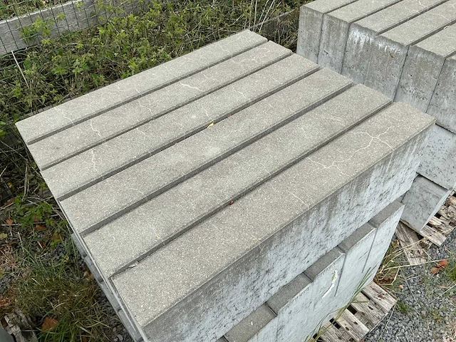 Beton borduren 168st - afbeelding 2 van  2