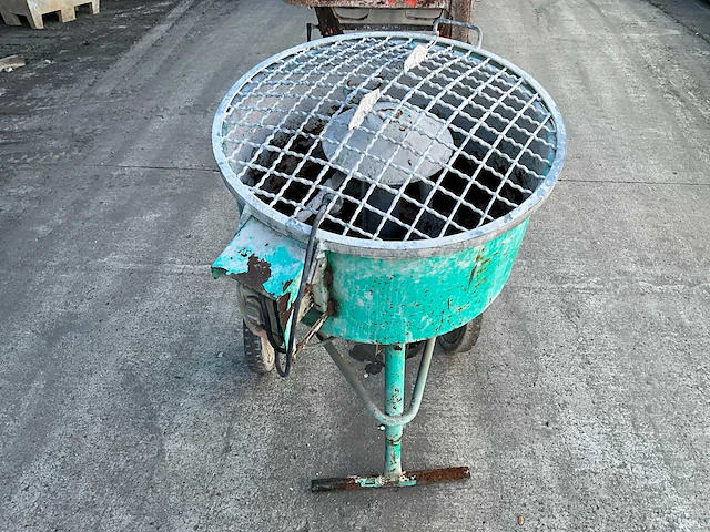 Beton cement mixer - afbeelding 4 van  10