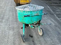 Beton cement mixer - afbeelding 7 van  10