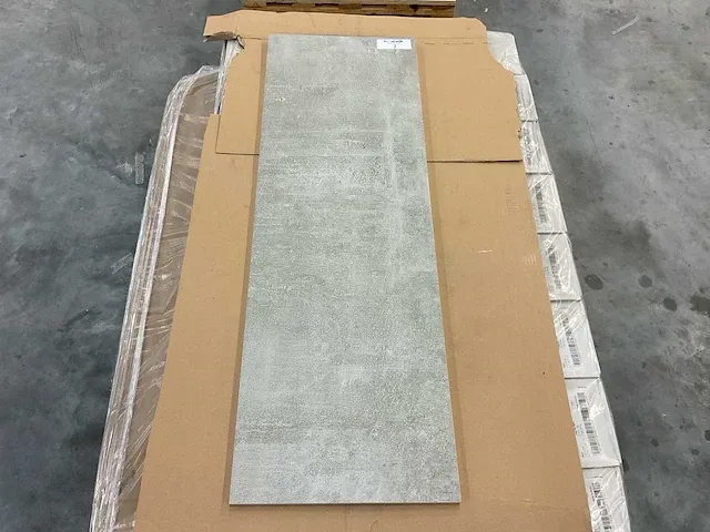 Beton grijs mat wandtegel 30x90 cm 3 m² - afbeelding 1 van  3