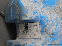 Beton trilnaald - afbeelding 3 van  3