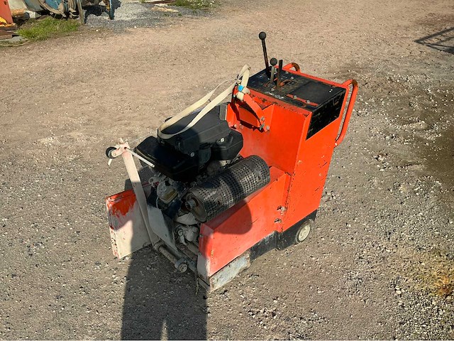 Beton zaagmachine - afbeelding 2 van  9