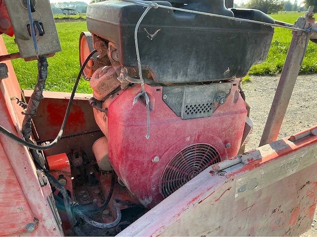 Beton zaagmachine - afbeelding 8 van  9