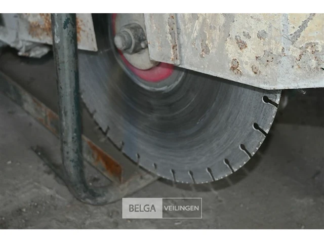 Beton/asfalt zaagmachine - afbeelding 4 van  7